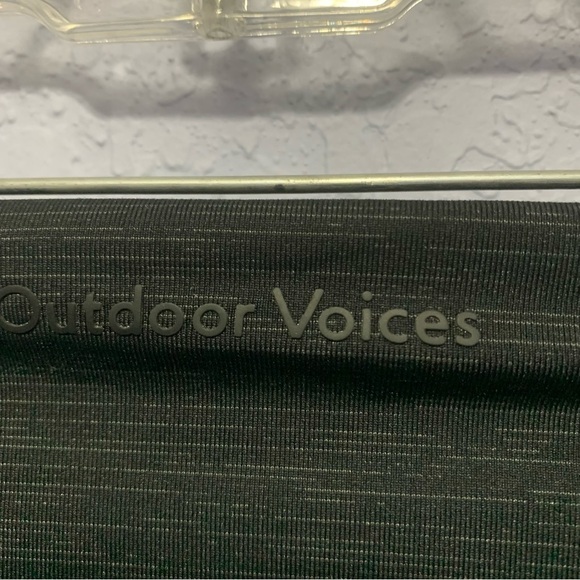 Outdoor Voices Gray Marled Drawcord Pocket Cropped Leggings - Picture 7 of 8